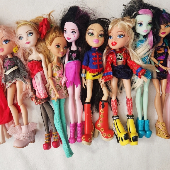 Mattel Monster High Huge Lot (24) Dolls Lot RARE limited edition 2008 and up Clo - Picture 10 of 16